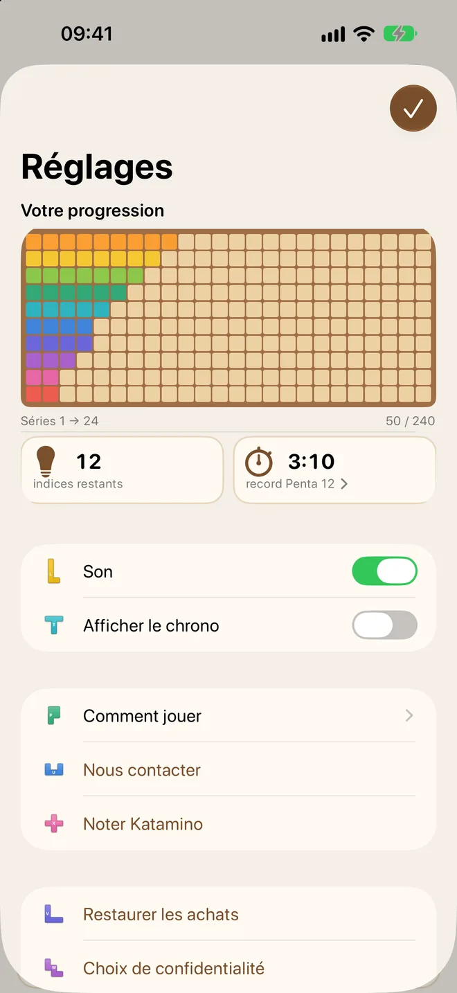 Réglages : un plateau de progression en bois avec 50 cases allumées sur 240, 12 indices restants et un record de 3:10, puis les interrupteurs Son et Afficher le chrono.