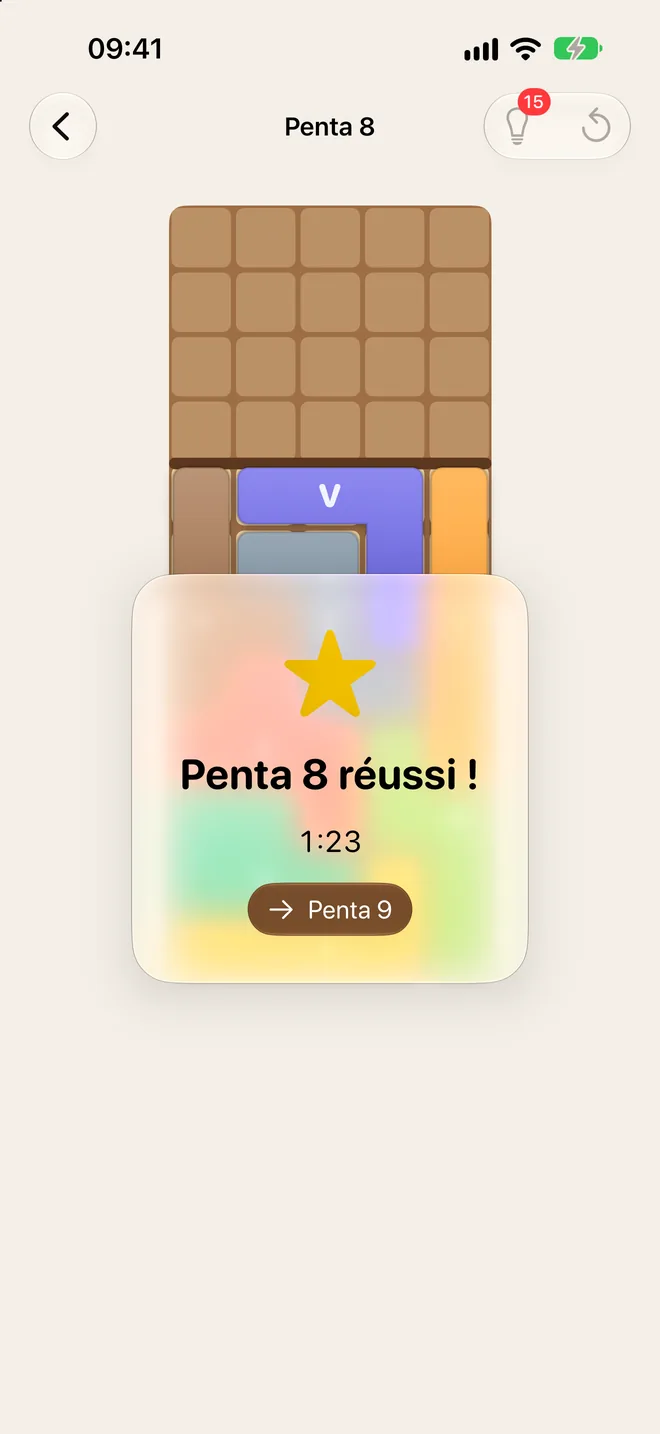 La carte de victoire sur le plateau : une étoile, « Penta 8 réussi ! », un temps de 1:23 et un bouton vers le Penta 9.