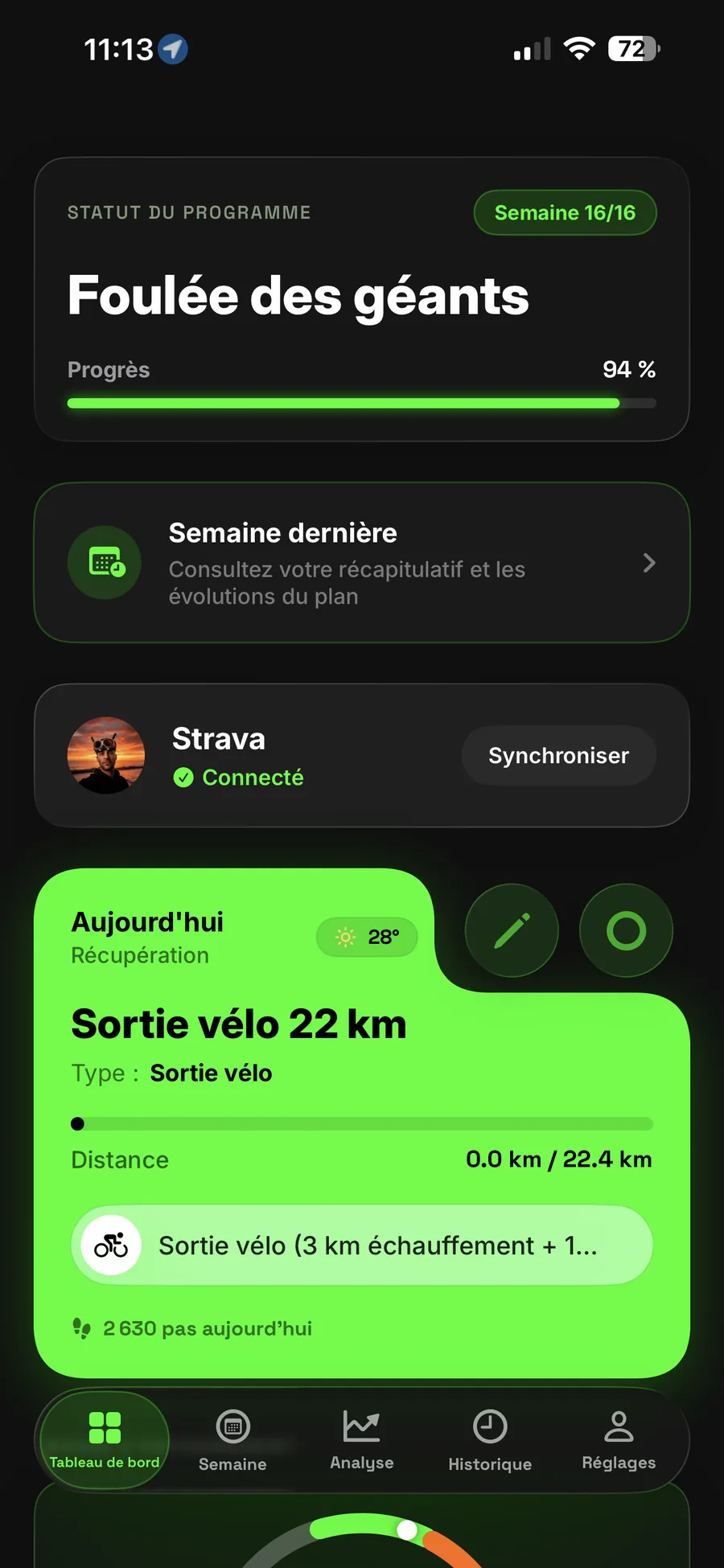 Pacer dashboard: programme status at 94% of a 16-week block, the Strava connection, and today's session on a green card.